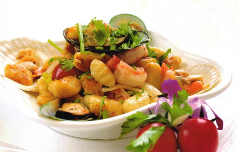 Potato Gnocchi with Seafood Stir-fry